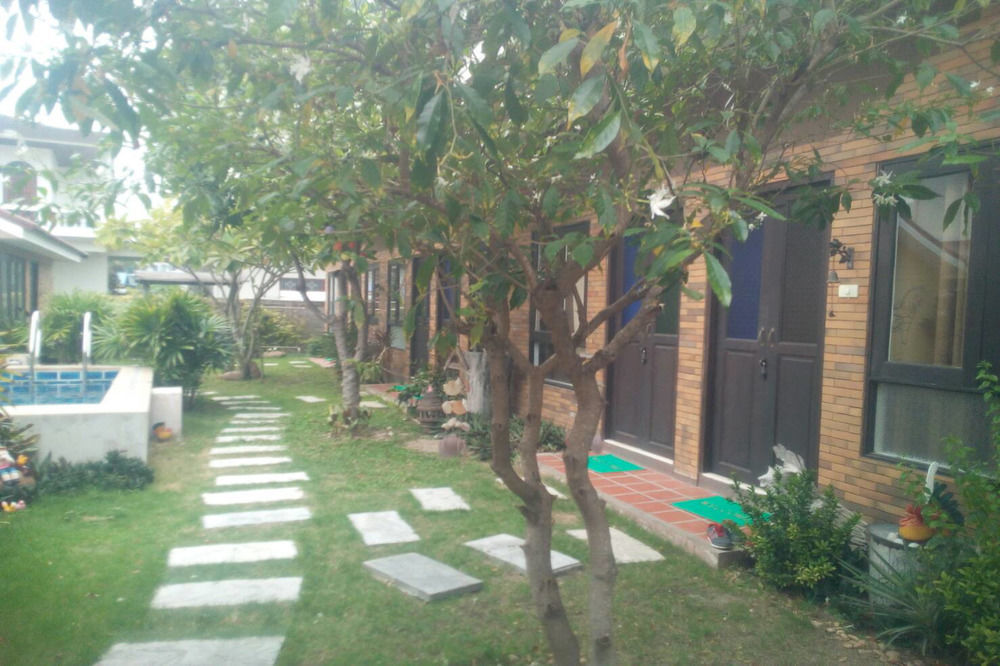 Happy House 51 Hotel Hua Hin Exterior photo